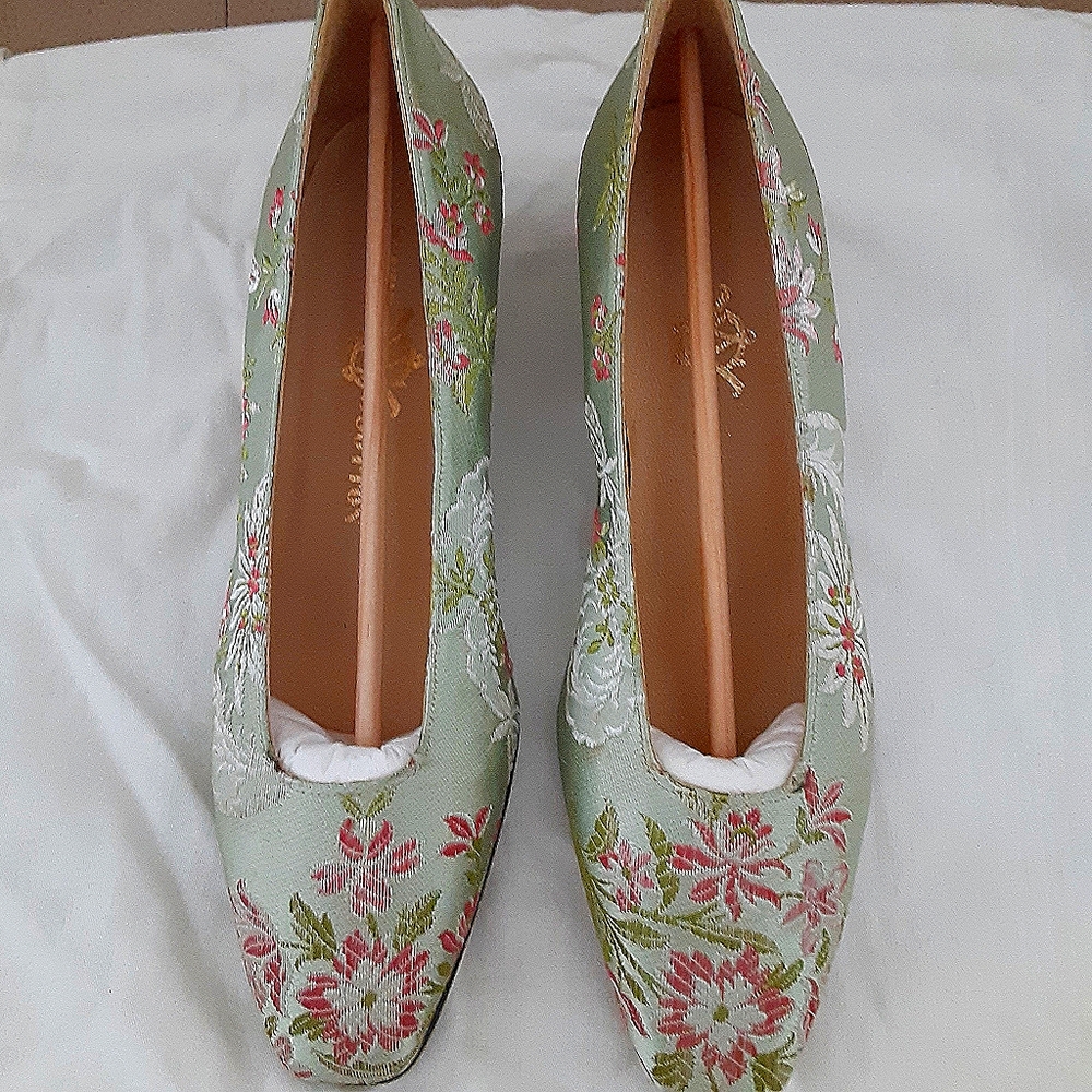 Stubbs & Wootton Pumps - One Of A Kind